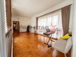 Barker Road (D11), Semi-Detached #458796871